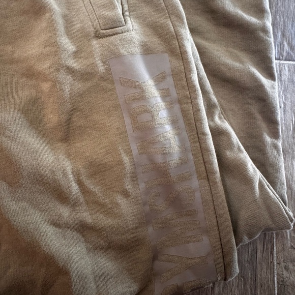 Gymshark Olive Joggers - Picture 2 of 3